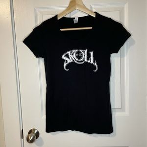 Bella The Skull black ladies tee *like new* sz M
